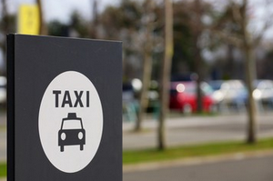 社長は15歳？タクシー無料化ビジネス「nommoc」が面白い！