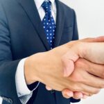 レイノス株式会社の「サーチ型」スカウト・ヘッドハンティングサービスとは？クライアント企業の導入事例と評判も徹底調査！